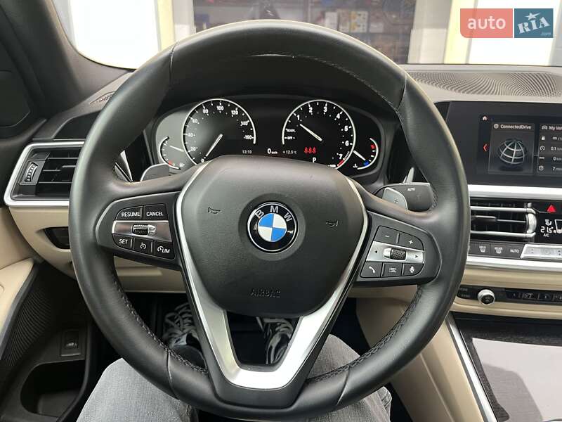 Седан BMW 3 Series 2019 в Хмельницком