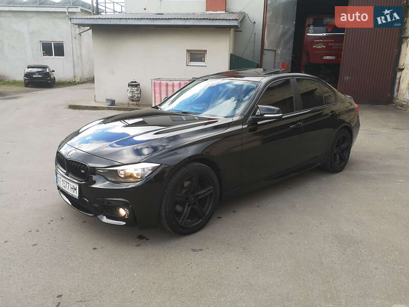 Седан BMW 3 Series 2013 в Калуші