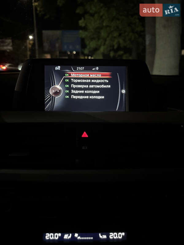 Седан BMW 3 Series 2017 в Хмельницком