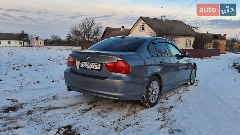 Седан BMW 3 Series 2009 в Черновцах