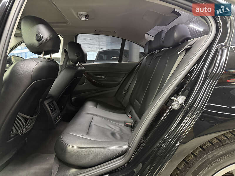 Седан BMW 3 Series 2013 в Одесі