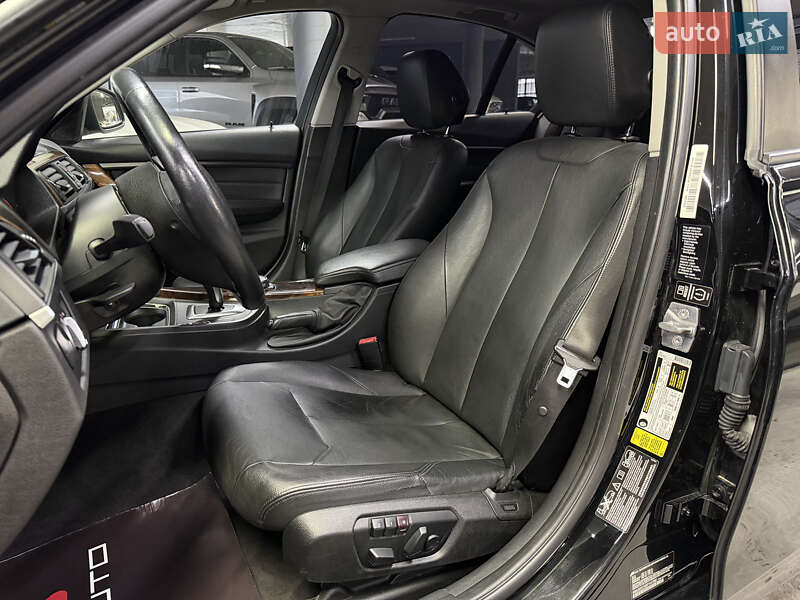 Седан BMW 3 Series 2013 в Одесі