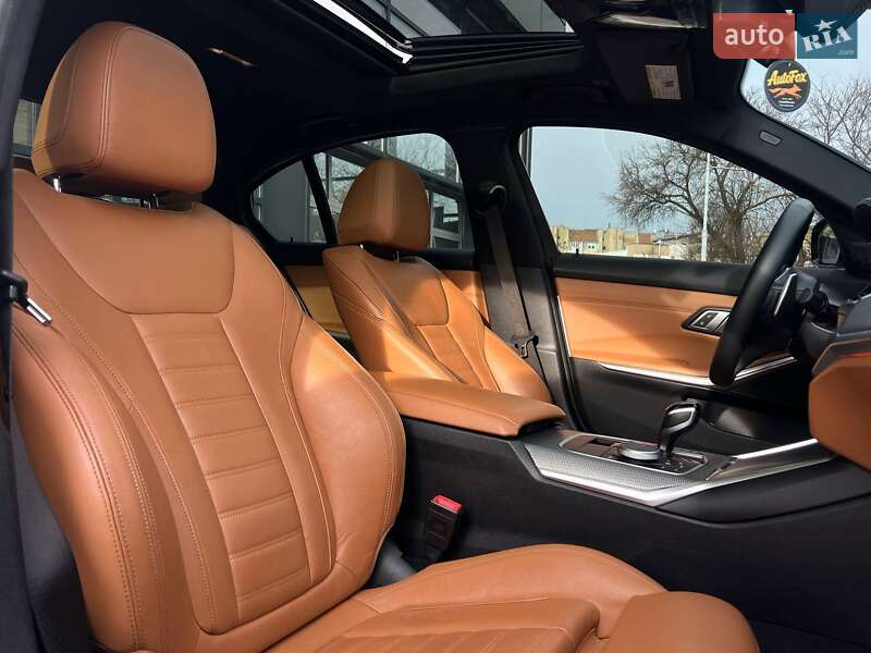 Седан BMW 3 Series 2020 в Івано-Франківську