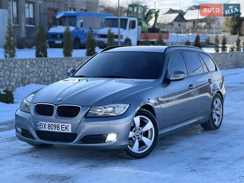 BMW 3 Series 2010