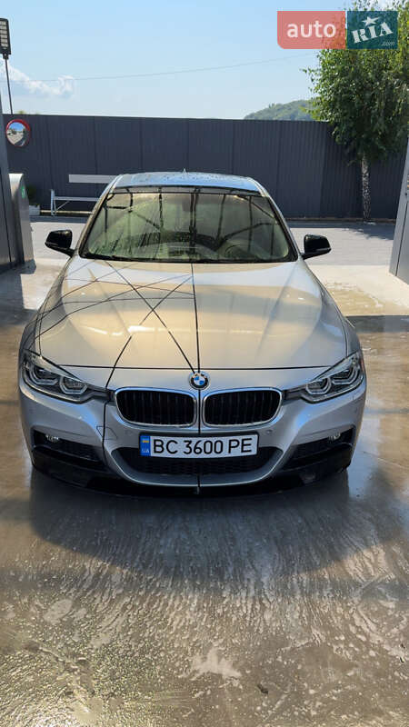 Седан BMW 3 Series 2014 в Ужгороді