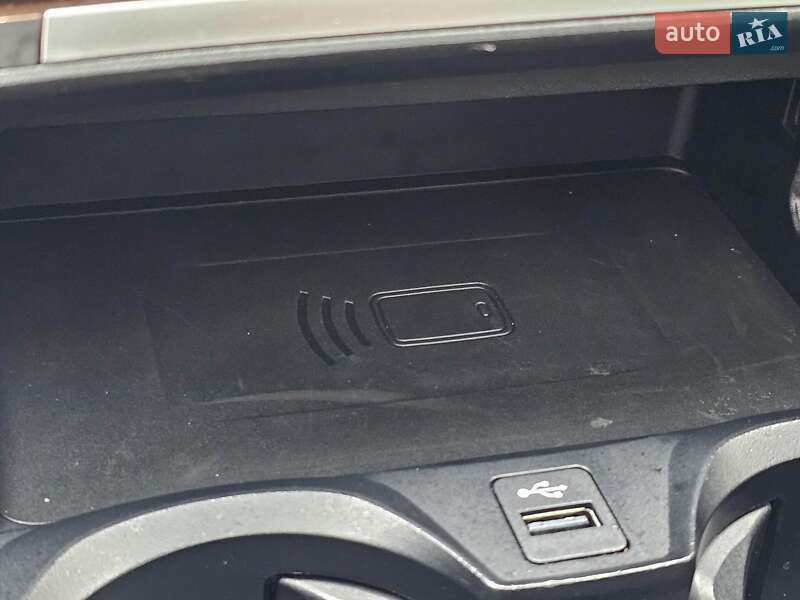 Седан BMW 3 Series 2020 в Киеве фото 45 Седан BMW 3 Series 2020 в Киеве