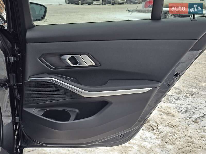 Седан BMW 3 Series 2020 в Киеве фото 50 Седан BMW 3 Series 2020 в Киеве