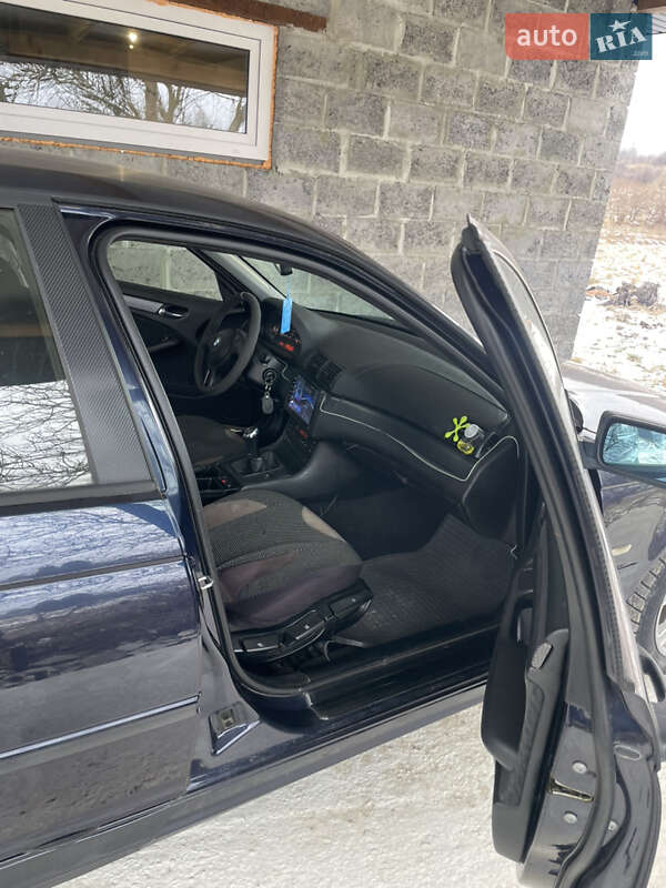 Седан BMW 3 Series 2001 в Болехове
