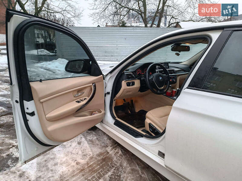 Седан BMW 3 Series 2015 в Харкові