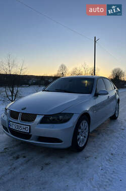 Седан BMW 3 Series 2005 в Жовкве