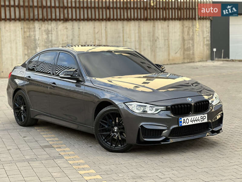 Седан BMW 3 Series 2017 в Ужгороді