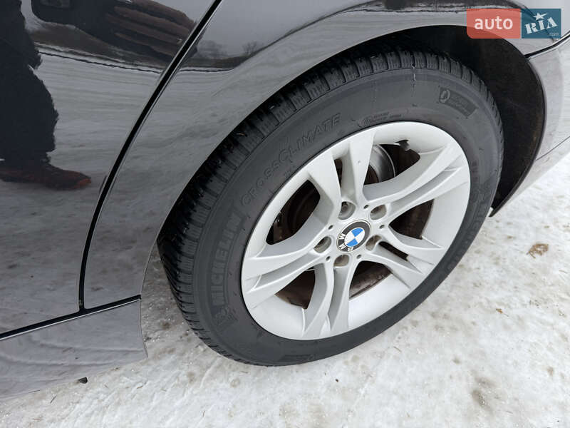 Седан BMW 3 Series 2010 в Коломые фото 21 Седан BMW 3 Series 2010 в Коломые