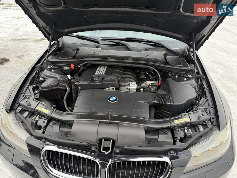 Седан BMW 3 Series 2010 в Коломые фото 22 Седан BMW 3 Series 2010 в Коломые