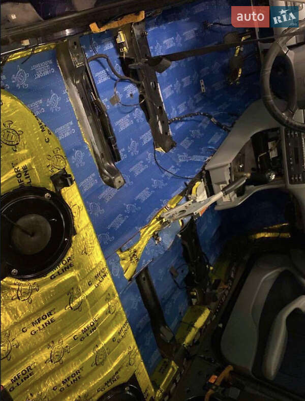 Седан BMW 3 Series 1998 в Киеве