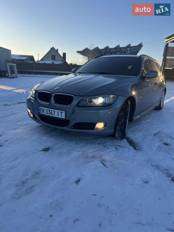 Універсал BMW 3 Series 2010 в Костопілі