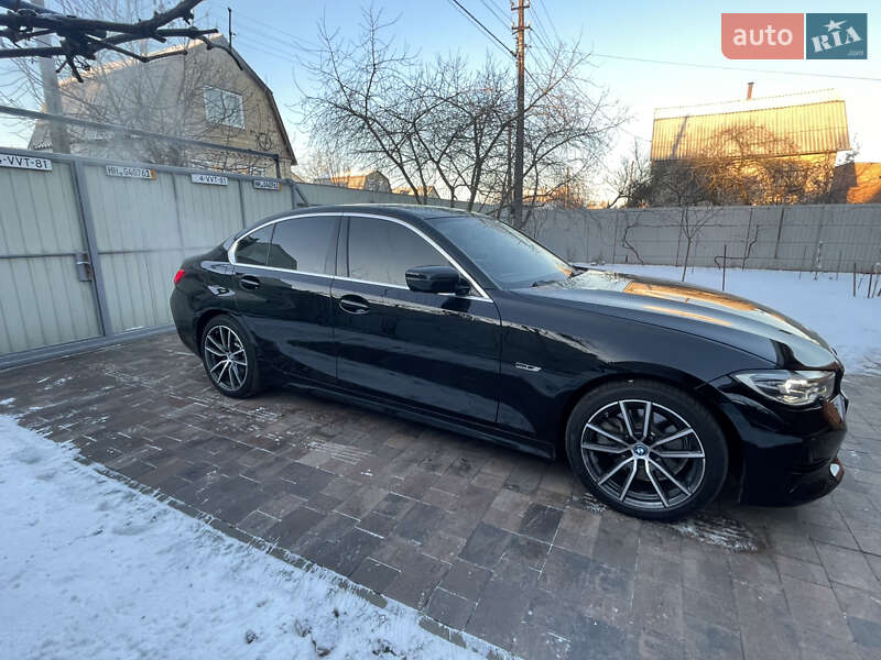 Седан BMW 3 Series 2021 в Києві фото 8 Седан BMW 3 Series 2021 в Києві