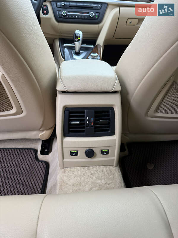 Седан BMW 3 Series 2013 в Кривому Розі