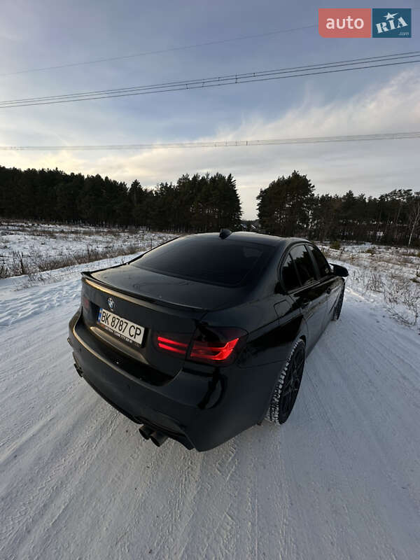 Седан BMW 3 Series 2014 в Рівному