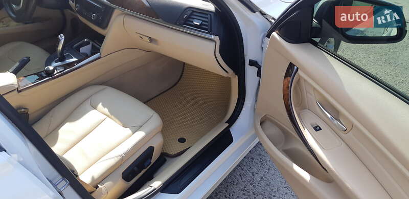 Седан BMW 3 Series 2013 в Корюковке