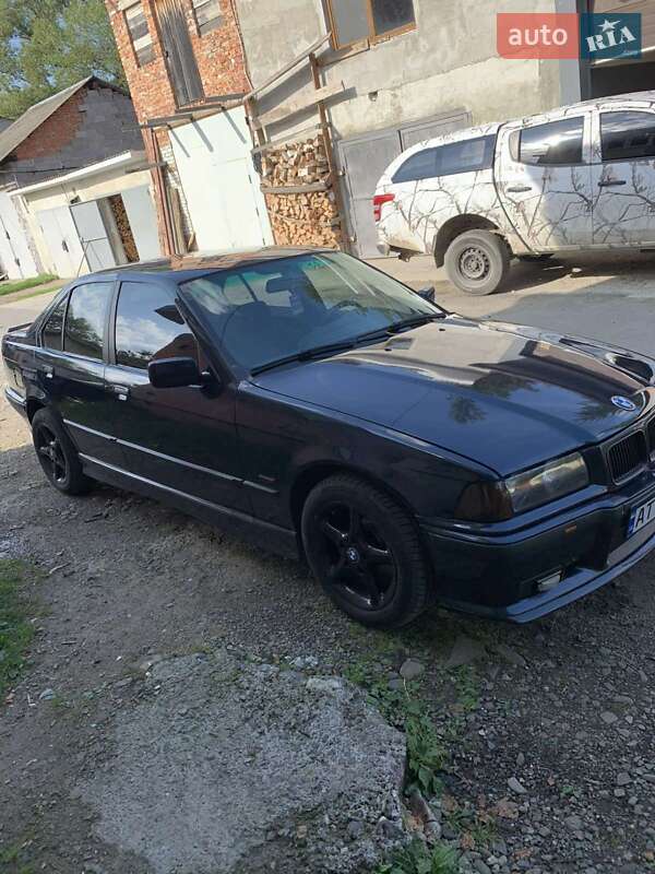 BMW 3 Series 1993