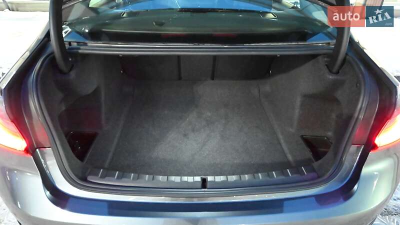 Седан BMW 3 Series 2021 в Києві фото 10 Седан BMW 3 Series 2021 в Києві