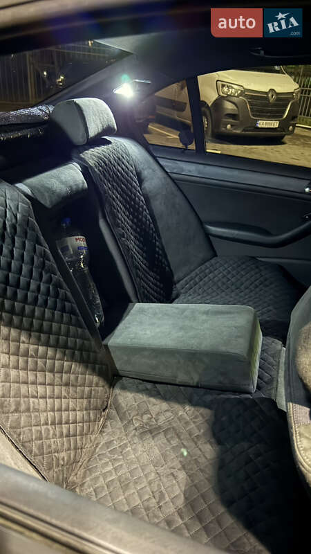 Седан BMW 3 Series 1999 в Буче