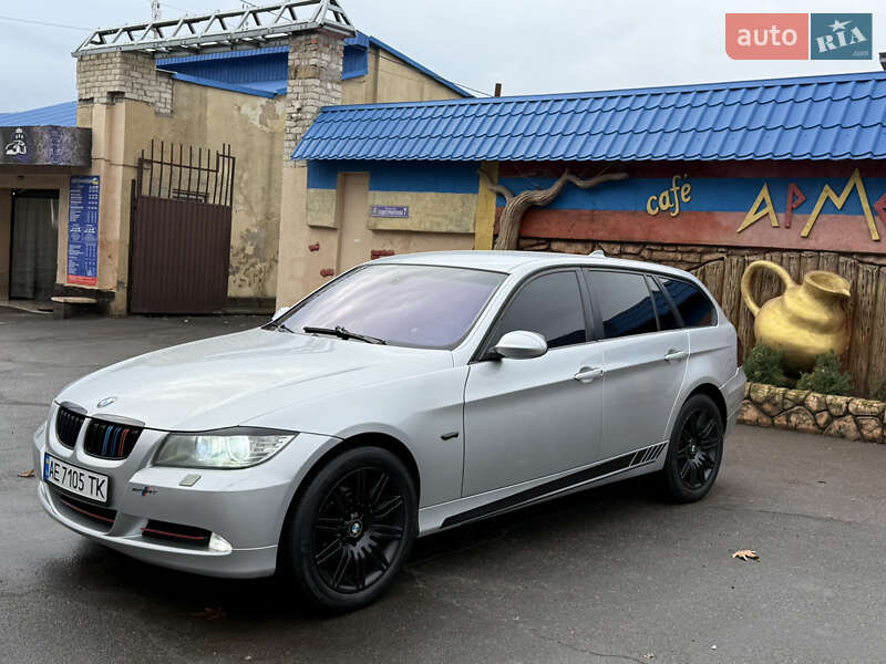 Универсал BMW 3 Series 2005 в Николаеве фото 3 Универсал BMW 3 Series 2005 в Николаеве