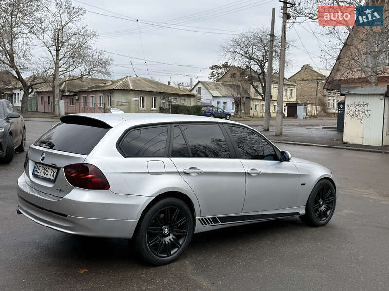 Универсал BMW 3 Series 2005 в Николаеве фото 8 Универсал BMW 3 Series 2005 в Николаеве