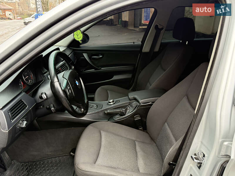 Универсал BMW 3 Series 2005 в Николаеве фото 19 Универсал BMW 3 Series 2005 в Николаеве
