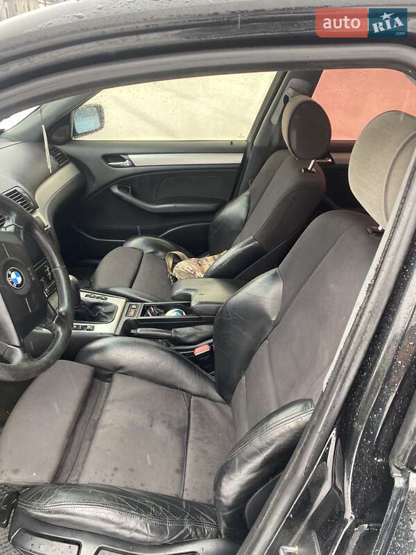 Седан BMW 3 Series 2002 в Звенигородке