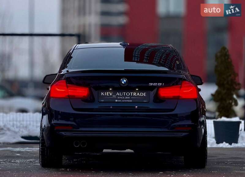 Седан BMW 3 Series 2016 в Києві фото 13 Седан BMW 3 Series 2016 в Києві