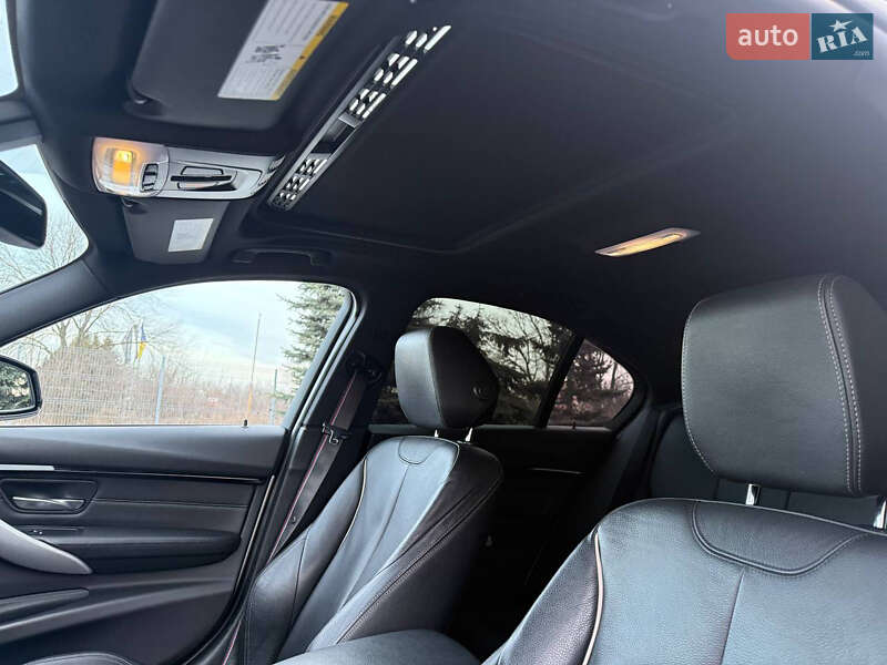 Седан BMW 3 Series 2016 в Львове