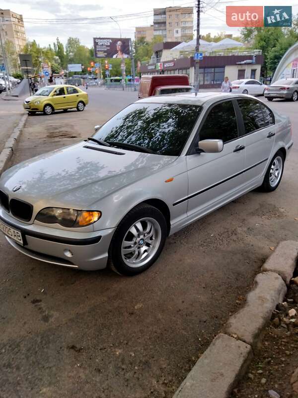 Седан BMW 3 Series 2004 в Николаеве