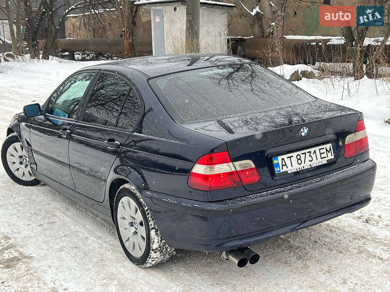 Седан BMW 3 Series 2003 в Черновцах
