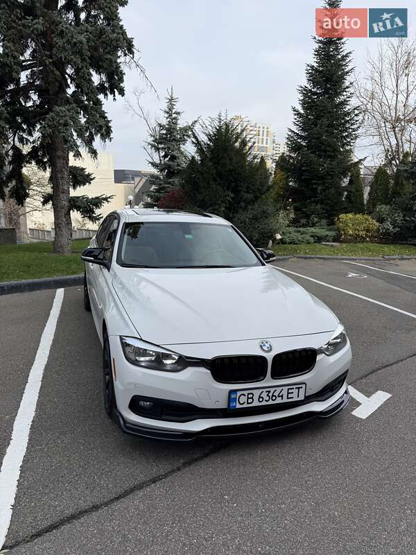 Седан BMW 3 Series 2017 в Киеве