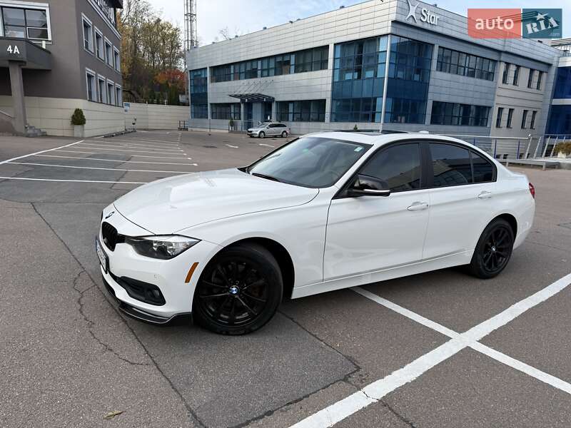 Седан BMW 3 Series 2017 в Киеве