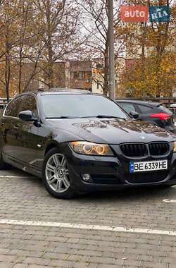 Седан BMW 3 Series 2010 в Николаеве