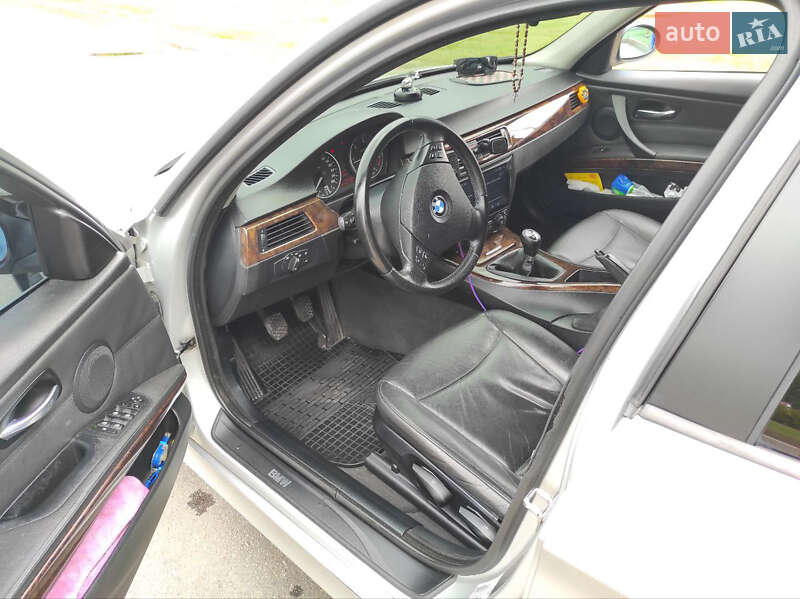 Универсал BMW 3 Series 2006 в Гатном
