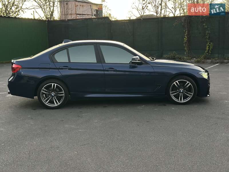 Седан BMW 3 Series 2015 в Одессе