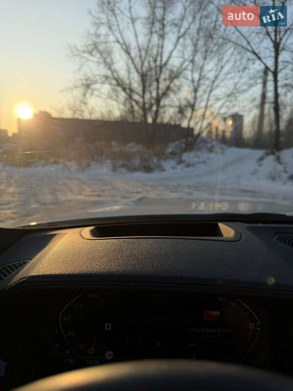 Седан BMW 3 Series 2020 в Киеве