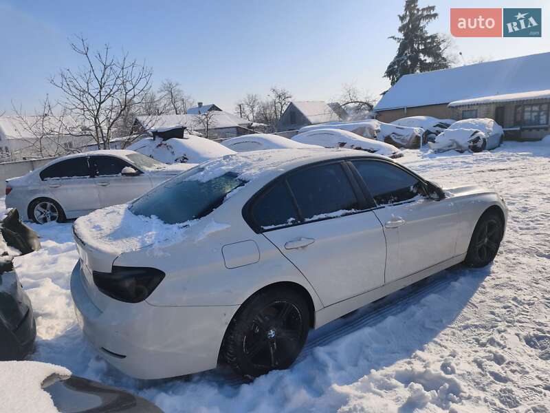 Седан BMW 3 Series 2013 в Сквире