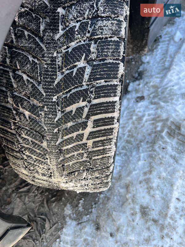 Седан BMW 3 Series 2005 в Виннице