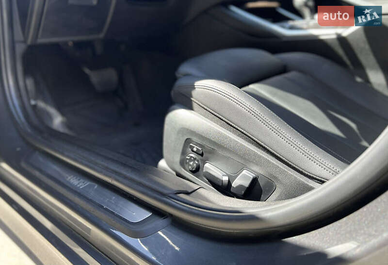 Седан BMW 3 Series 2019 в Львове фото 14 Седан BMW 3 Series 2019 в Львове
