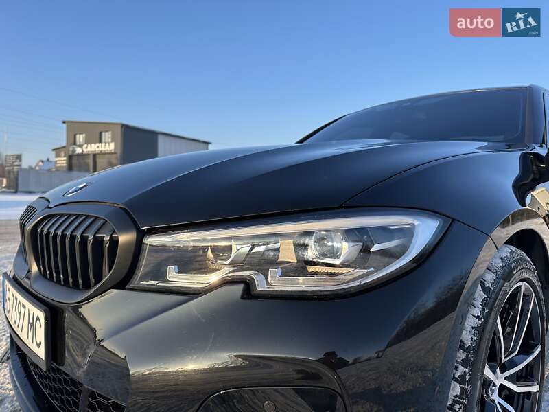 Седан BMW 3 Series 2019 в Виннице