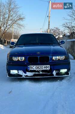 Купе BMW 3 Series 1993 в Ивано-Франковске