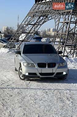 Седан BMW 3 Series 2005 в Харькове