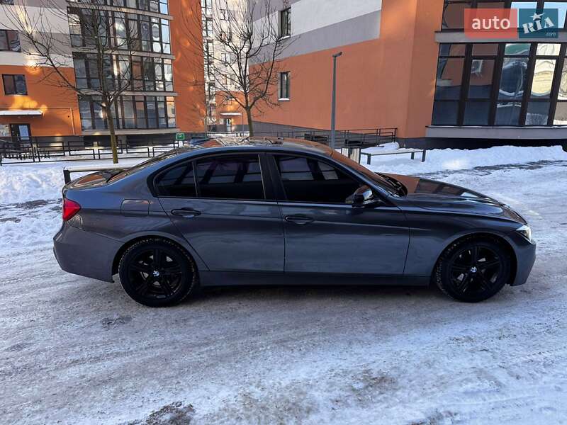 Седан BMW 3 Series 2014 в Ивано-Франковске