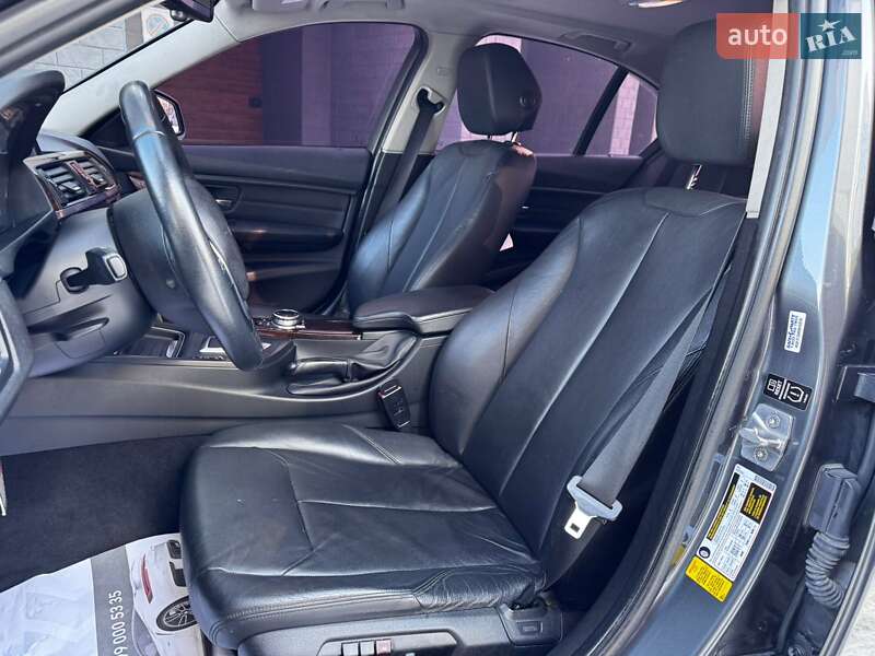 Седан BMW 3 Series 2014 в Ивано-Франковске