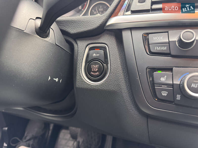 Седан BMW 3 Series 2014 в Одессе
