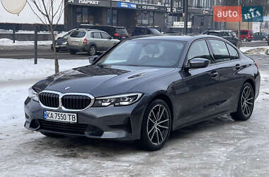 Седан BMW 3 Series 2022 в Ужгороде